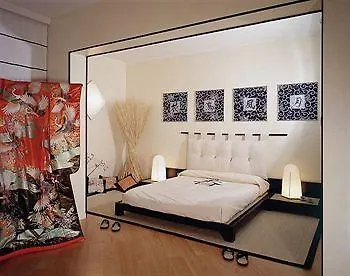 Cosmo Aparthotel 4*