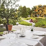 Cosmo Lejlighedshotel